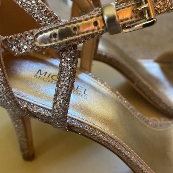 NORDSTROM Michael Kors Simone Sandal - glitter gold Size 7.5M - Picture 6 of 8